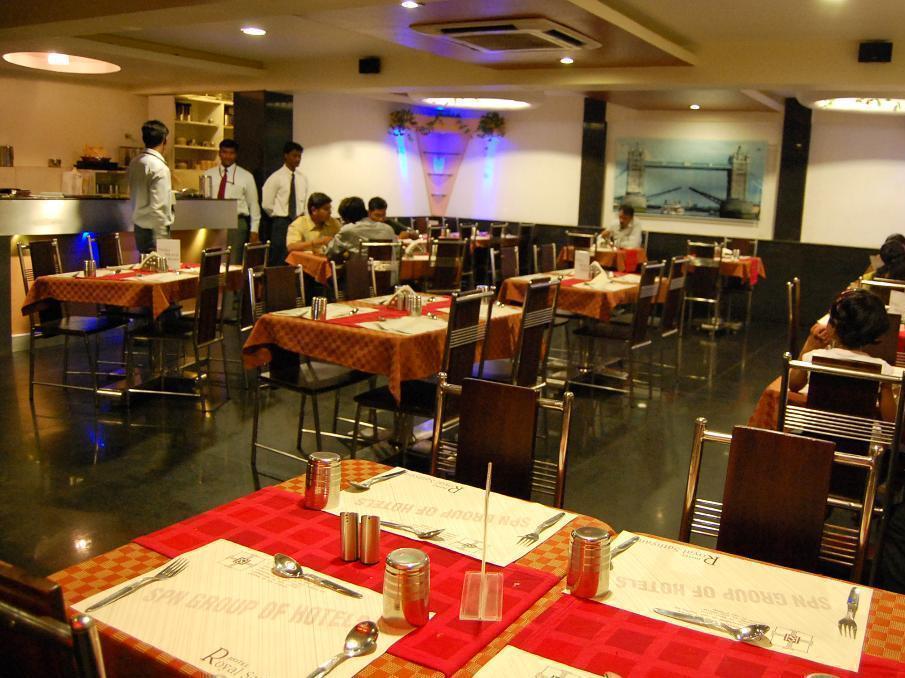 Hotel Royal Sathyam Tiruchirappalli Bagian luar foto